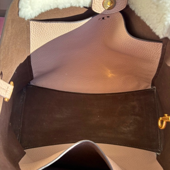 Tory Burch McGraw Shearling Carryall Shoulder Bag with Dust Bag - Picture 8 of 16